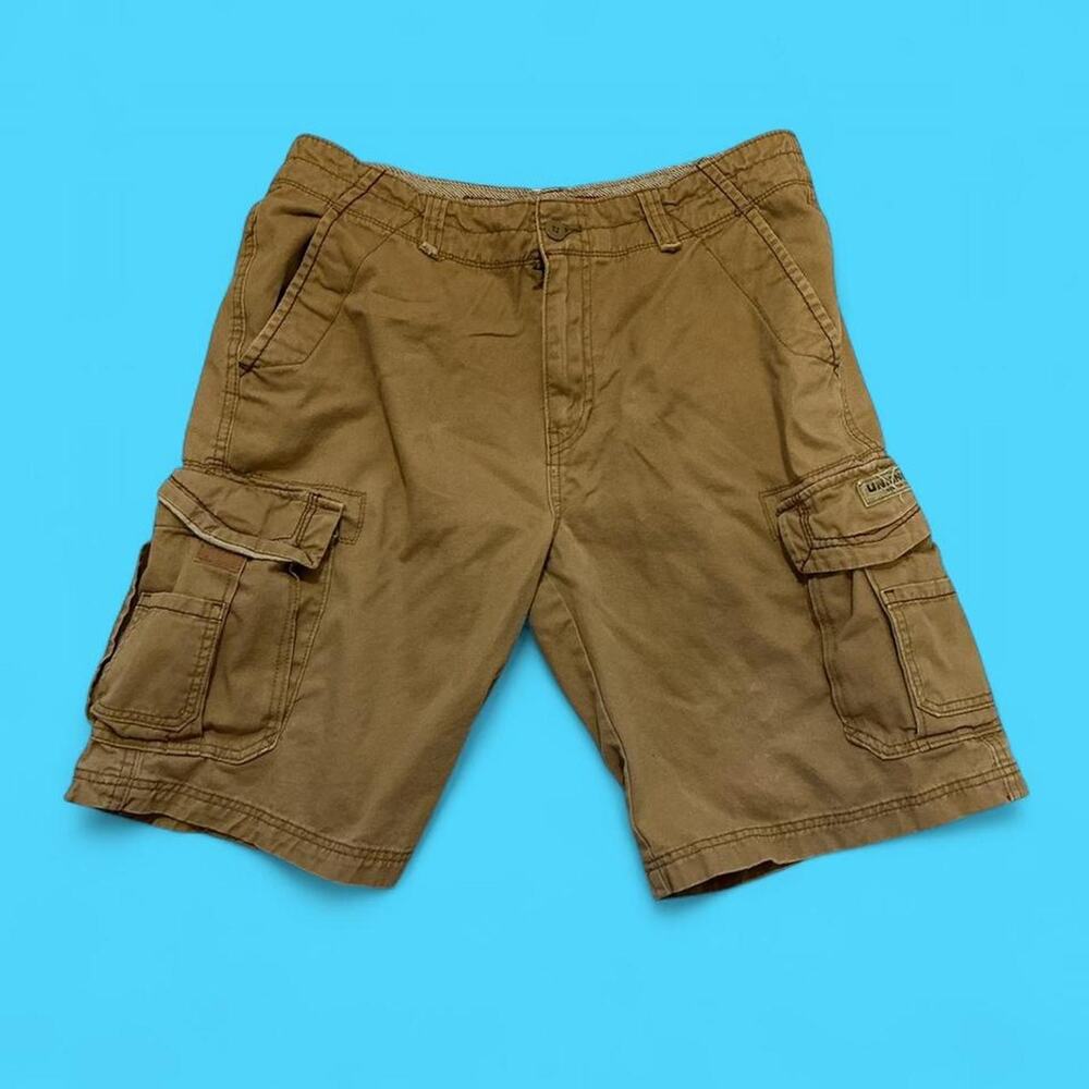 Unionbay cargo shorts size 33